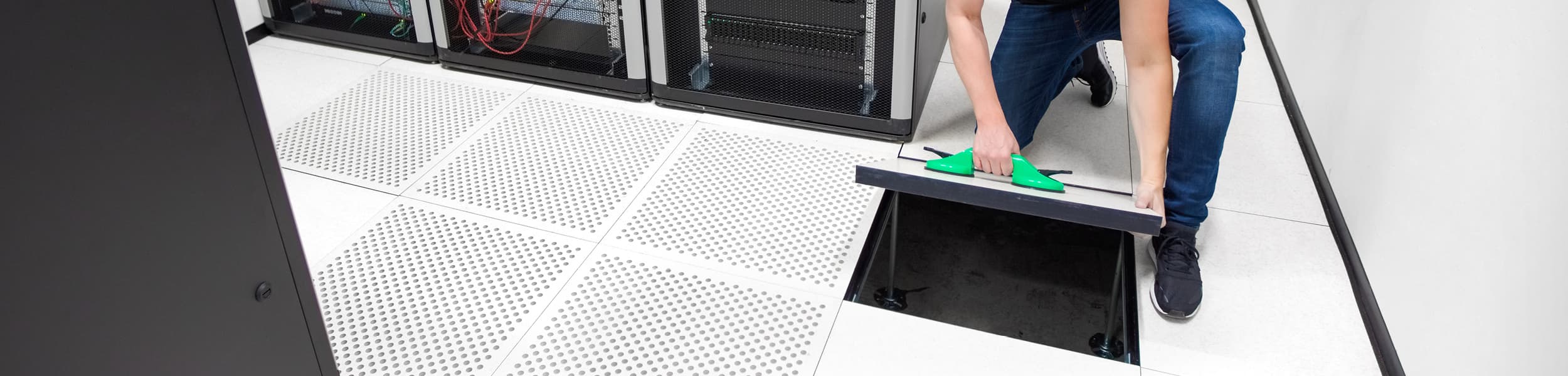 Raised access flooring tiles - Unilin Panels